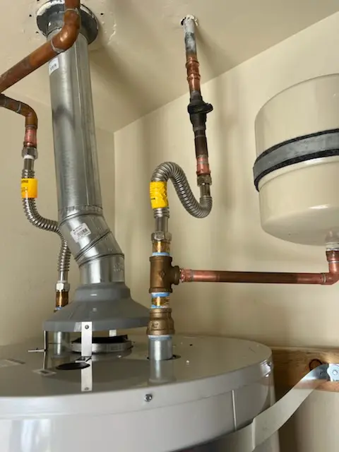 Water heater installation and plumbing repair in Lloydell
